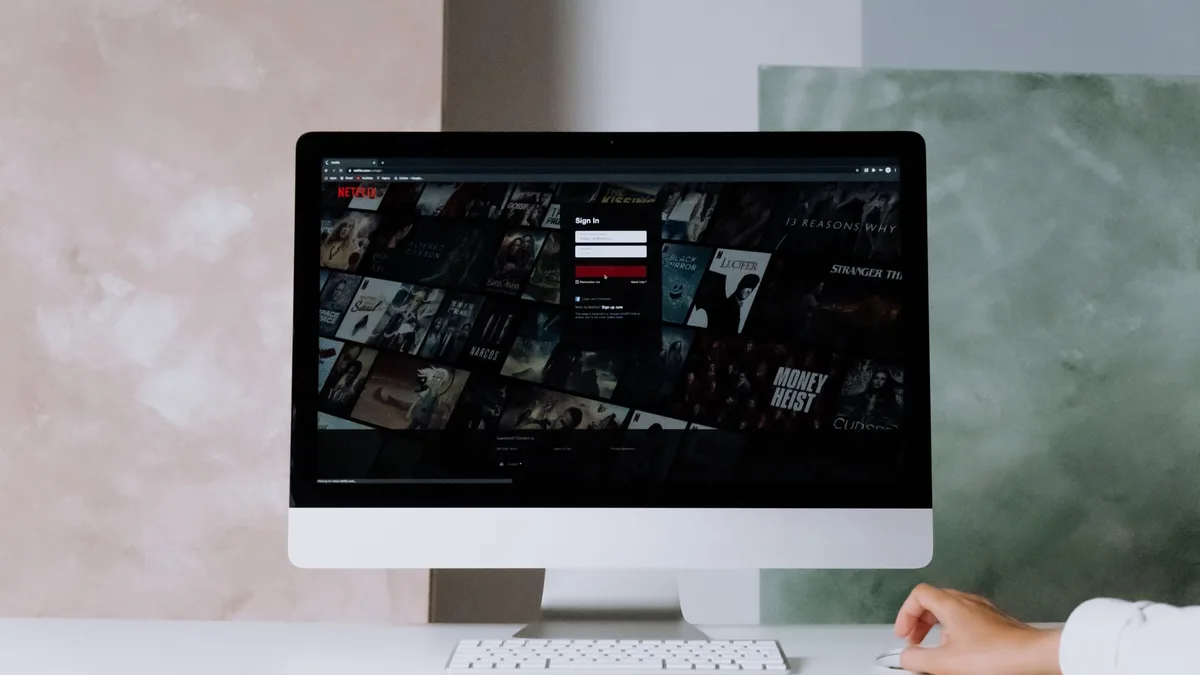 The 6-character activation code flow: from the customer screen to the admin panel